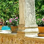 Villa Lovely Mallorquin In By Renthousing