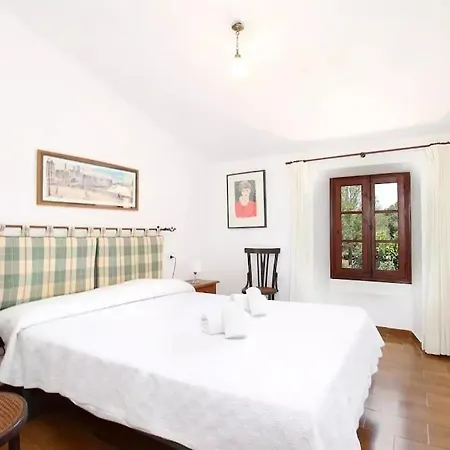 Villa Lovely Mallorquin In By Renthousing