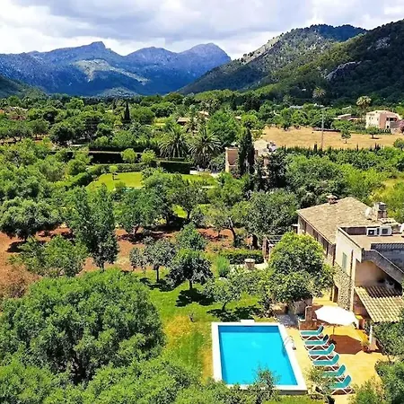 Villa Lovely Mallorquin In By Renthousing