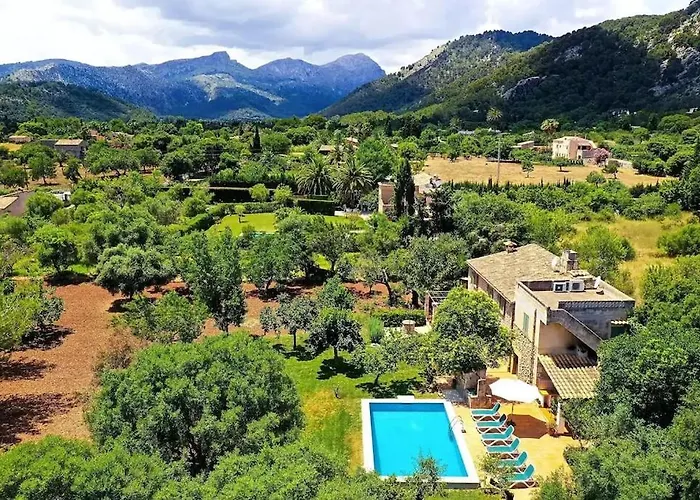 Villa Lovely Mallorquin In By Renthousing