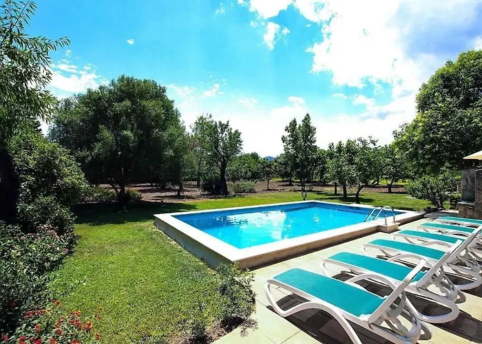 Villa Lovely Mallorquin In By Renthousing *