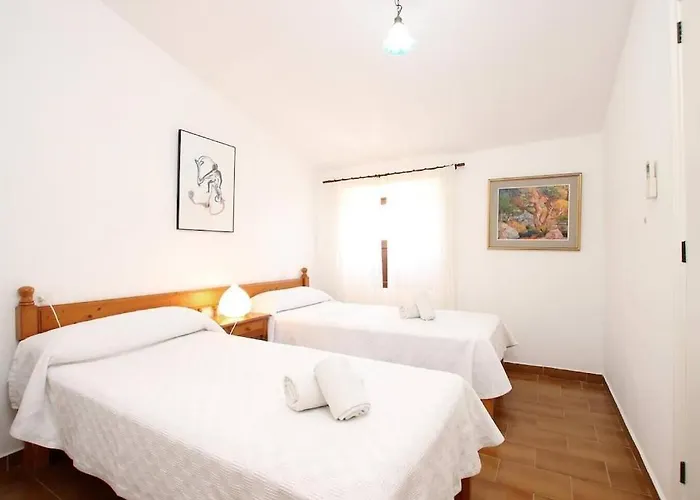 Lovely Mallorquin In By Renthousing * Pollença