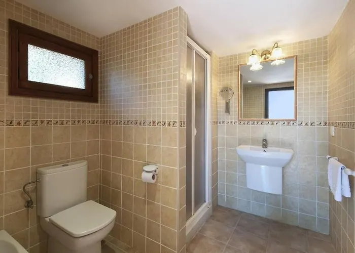 Lovely Mallorquin In By Renthousing * Pollença