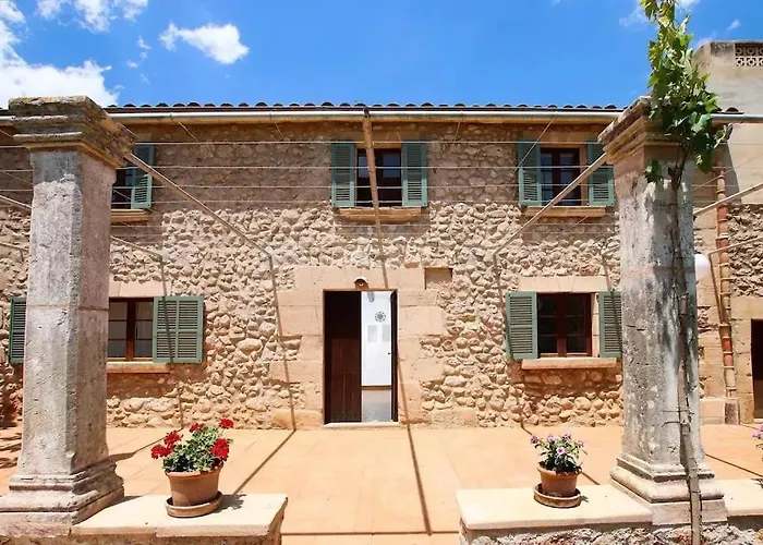 Lovely Mallorquin In By Renthousing Villa *