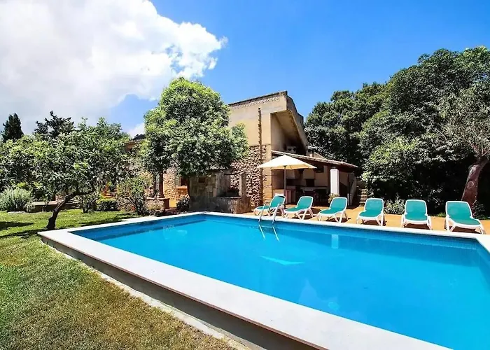 Lovely Mallorquin In By Renthousing Villa